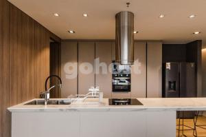 Exclusive and luxurious Penthouse in Herrera