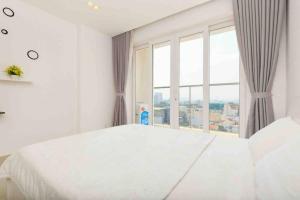 Skyhomes Near Tan Son Nhat Airport-Cherry Le