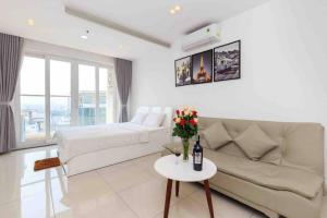 Skyhomes Near Tan Son Nhat Airport-Cherry Le