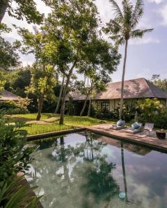 Villa Bedulu Cliff Estate Ubud - Wood Side