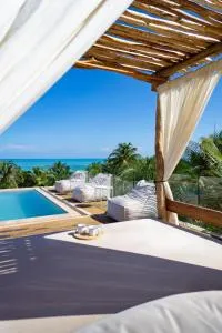 Mero Mero Hotel - Yuluc