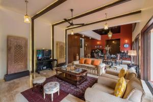StayVistas Woodstone Villa - 5BHK with Private Pool & Gazebo