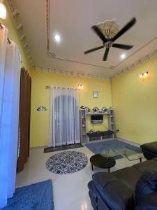HOMESTAY Teratak Besut (HA)