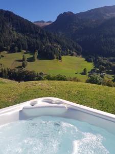 Maisons d'hotes Aux fermes de la Croix, Maison d'hotes, Spa : photos des chambres