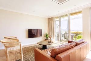 Dolphin Beach cabana Luxe beach cabana voor 4 personen direct aan het strand