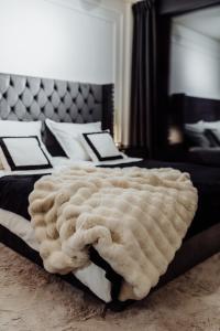 APARTAMENTY ARTE LUBLIN Studio Unia Art Residence 118 - faktura VAT garaż