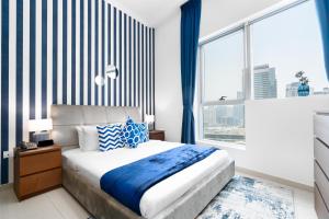 Ultimate Stay - 1BR Pool & Marina Views High Floor Near Jumeirah Beach