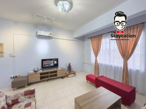 Staycation Homestay 33 Floridale Condominium near viva city