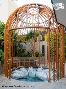 Son&Henry Zenity District 1