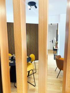 Luxury City Retreat- 2-Bedroom, 2-Bath Apartment