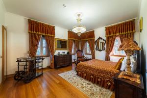 Family Suite room in Sintra Marmoris Palace