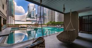 Bliston Suwan Park View