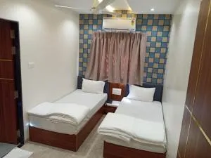 Hotel Suvarnam Residency - Ahmednagar