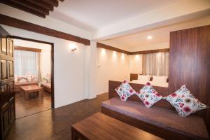 Madhuban Service Apt