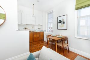 Bright 1BR Apt, 1min to Tube & Kensington Gardens