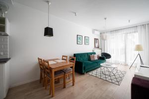 Arkadia Green Apartment