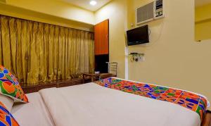 Via Jayshree - Nr Mumbai International Airport