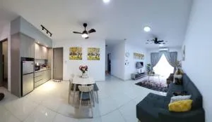 RHR Deluxe GuestHouse Kinarut Papar Sabah - Mountain View - 哥打京那巴鲁