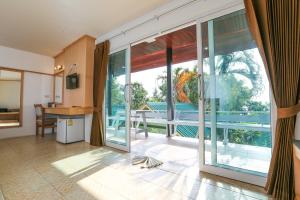 Haadson Resort & Koh Raham