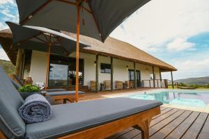 Barefoot Addo Elephant Lodge - Luxury Family Villa