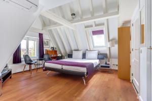 City-centre, Canal-house, luxurious , stylish bedroom, ensuite bathroom