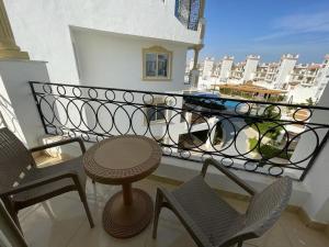 3-Bedroom Apartment on the Third Floor with 3 Balconies and lovely Pool View, Street View and Free Beach Access in Sharm Hills Resort
