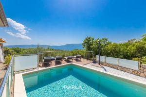 House SEA VIEW with pool on Krk island, beatiful beach