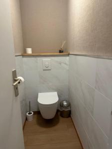 Maison La Devinière - sauna et spa compris accessibles toute lannée