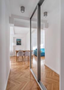 Golden Apartments Warsaw - One-Bedroom near POLIN Museum, Anielewicza