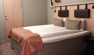 Compact Double Room (windowless) room in Quality Hotel Grand Borås