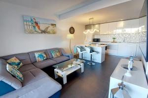 Casa Ana - Luxury pool apartment at Casilla de Costa