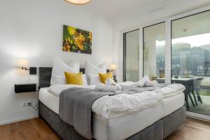 Vivamosel: Appartement mit Mosel & Burgblick - Balkon - Parken - Aufzug - Fahrradraum