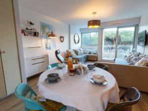 Apartment Les Ecureuils-1 by Interhome