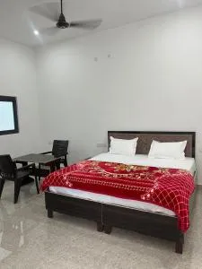 Indiana home stay - Nadoura