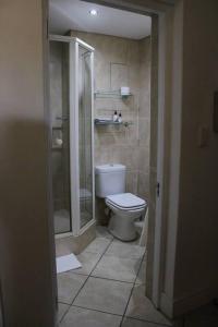 Contemporary Central Apartment by ARPA Hospitalities