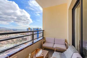 Sky Smart Home Hi-End Services Media Streaming