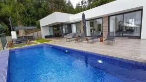 Casa da Arvore im Eukalyptuswald - Cova do Moirão