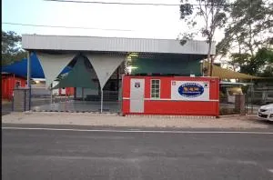 KW Caravan Park & Cabin Stay - 峇株巴辖