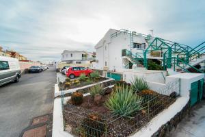 Blue Ski 6 by Homestaygrancanaria