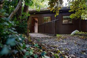 Heron Lodge with Hot-tub