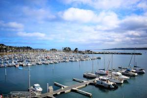 Bel appartement rénové VUE MER au port de de PERROS-GUIREC Ref 841