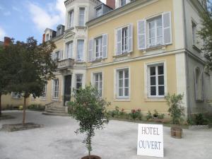 Hotell Hôtel Le Saint Martin Sablé-sur-Sarthe Prantsusmaa