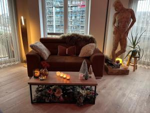 Luxueus nieuw zonnig hoekappartement SEAVIEW Heldenplein - ruime garagebox - 2 fietsen