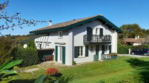 Maison Ihi-Toki - Apartamento Planta baja T2 40m2 - Apartamento Planta alta T3 54m2