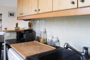 26 m love cocoon with Eiffel Tower view