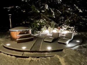 Romantic cozy house Kirzacinas pirts with sauna close to seaside