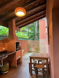 Itamambuca casas,suítes