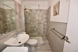 torry de yomely sea view