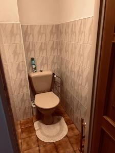 -Self-Check- 4-Room Extra large house