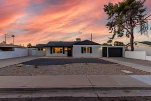 New Midtown Studio with Full Kitchen (Unit C)